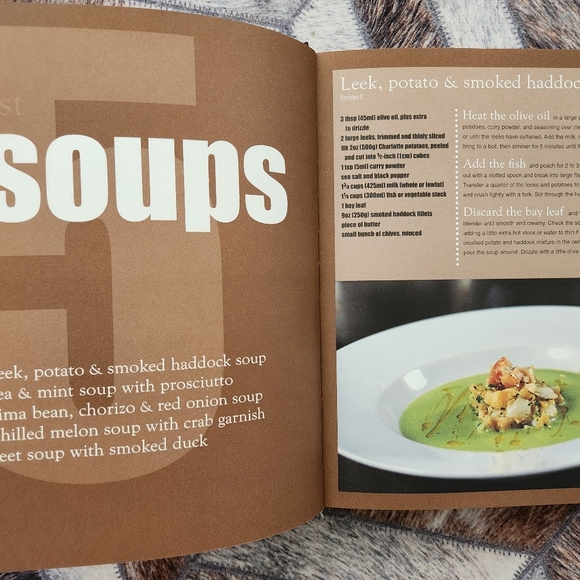 Gordon Ramsay Hardcover Cookbook - Picture 3 of 5